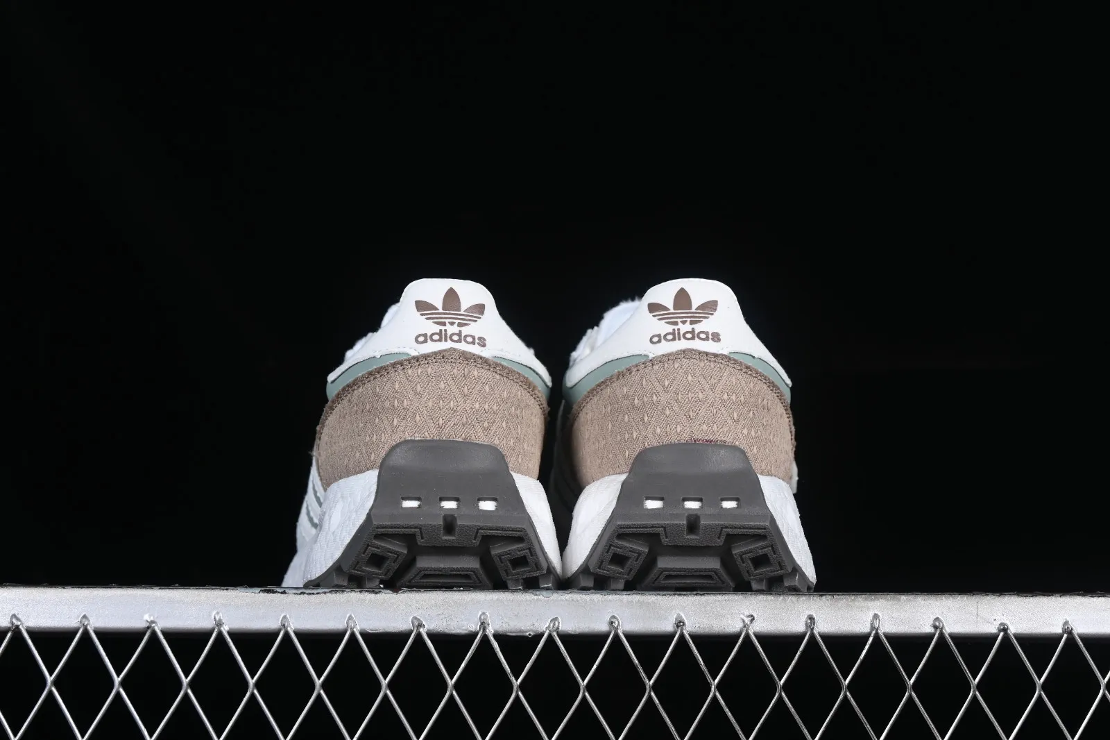 Adidas Originals Retropy E5 Green Cloud White Brown IF3885