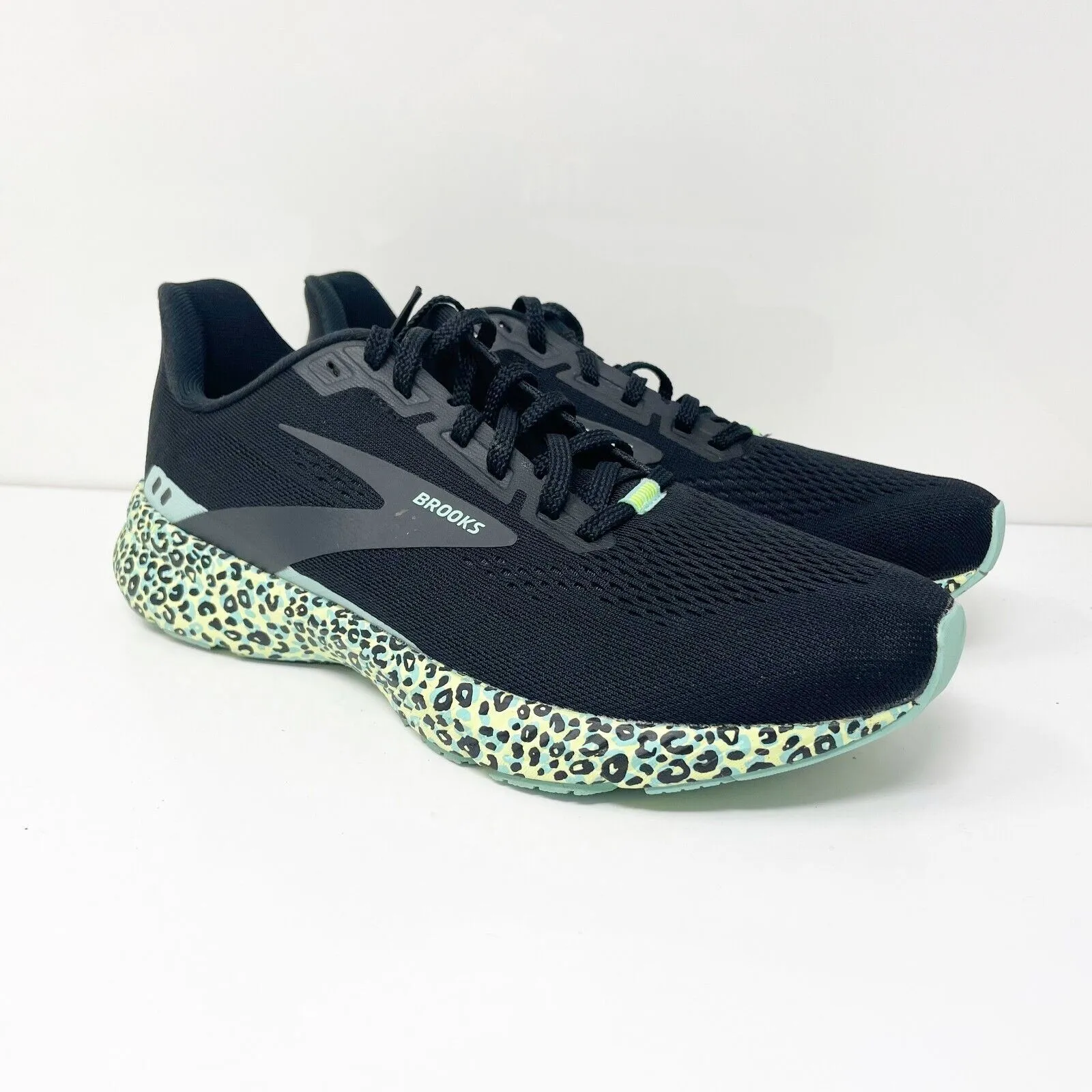 Brooks Womens Launch 8 1203451B022 Black Running Shoes Sneakers Size 10.5 B