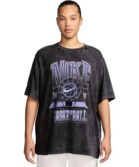 Nike Women's Basketball Graphic T-Shirt